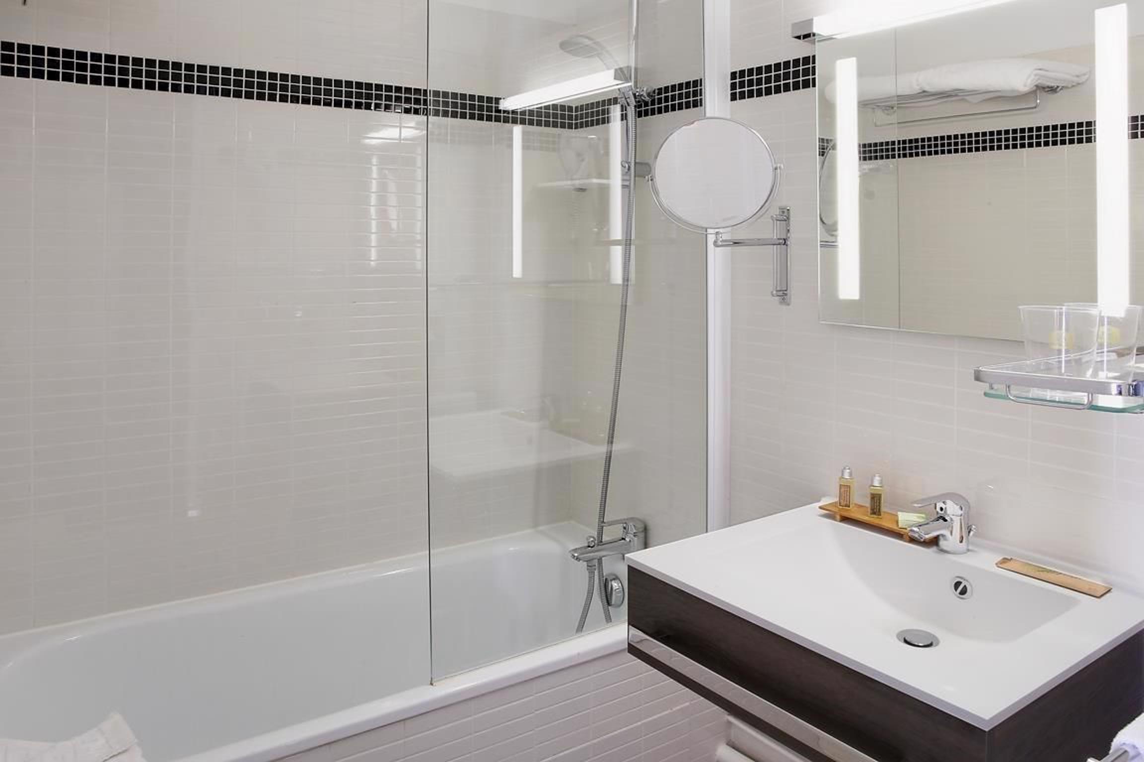 Western Hotel 3*